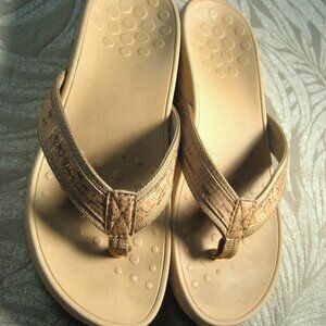 Vionic Sandals Flip Flop 7